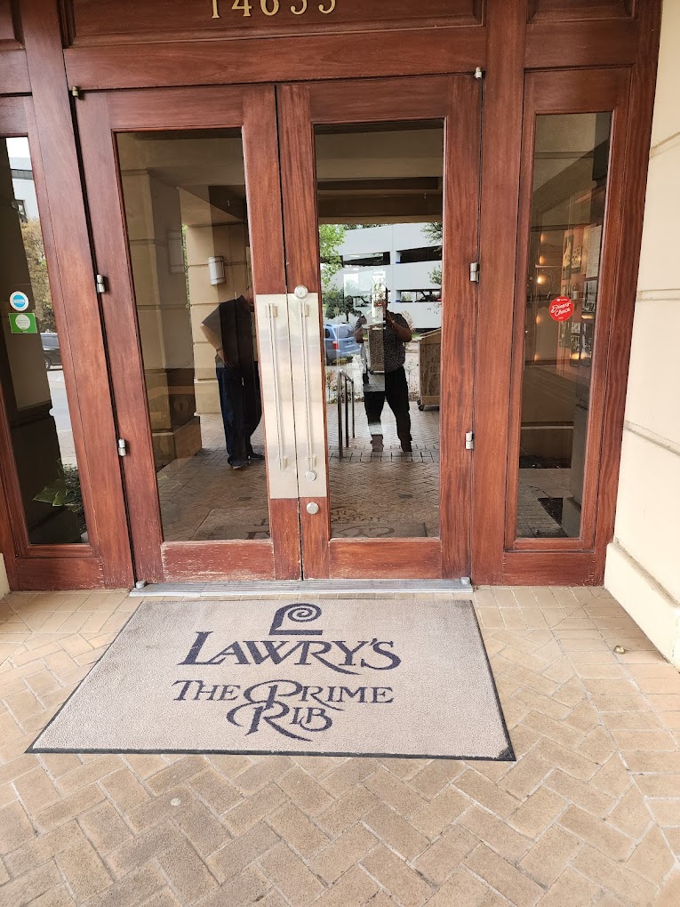 After 40 years, Lawry’s the Prime Rib will close its Dallas location.